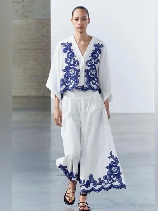 Zara Two Piece Set - White / Navy Floral Embroidery - Picture 6 of 7